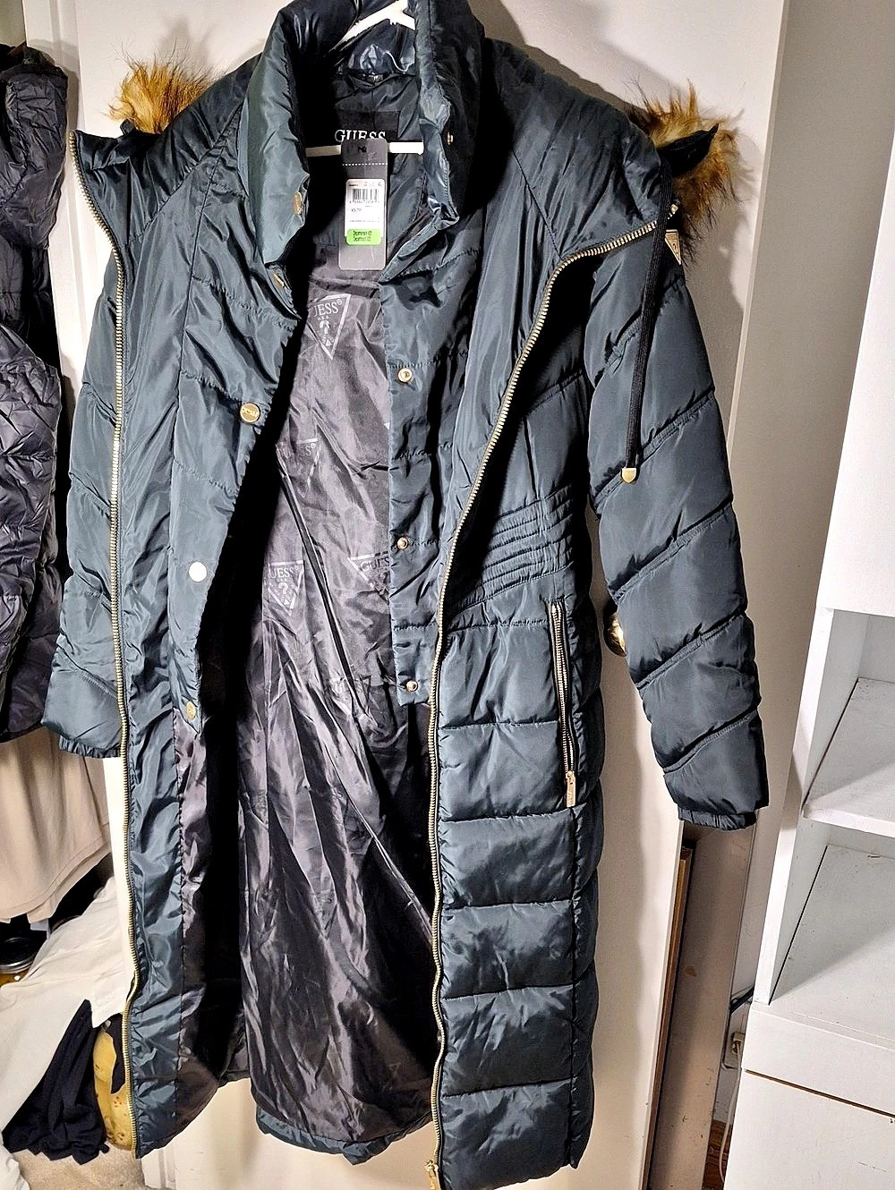 GUESS Long Puffer with Vestie & Fur Black XS/P